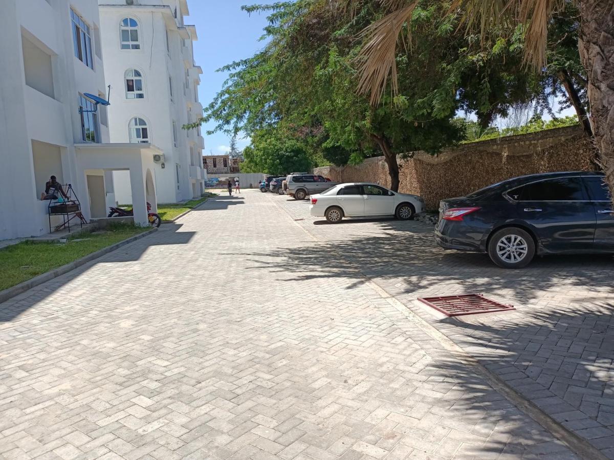 Havenhouse Kijani - 1 Bedroom Beach Apartment With Swimming Pool Malindi Exterior photo
